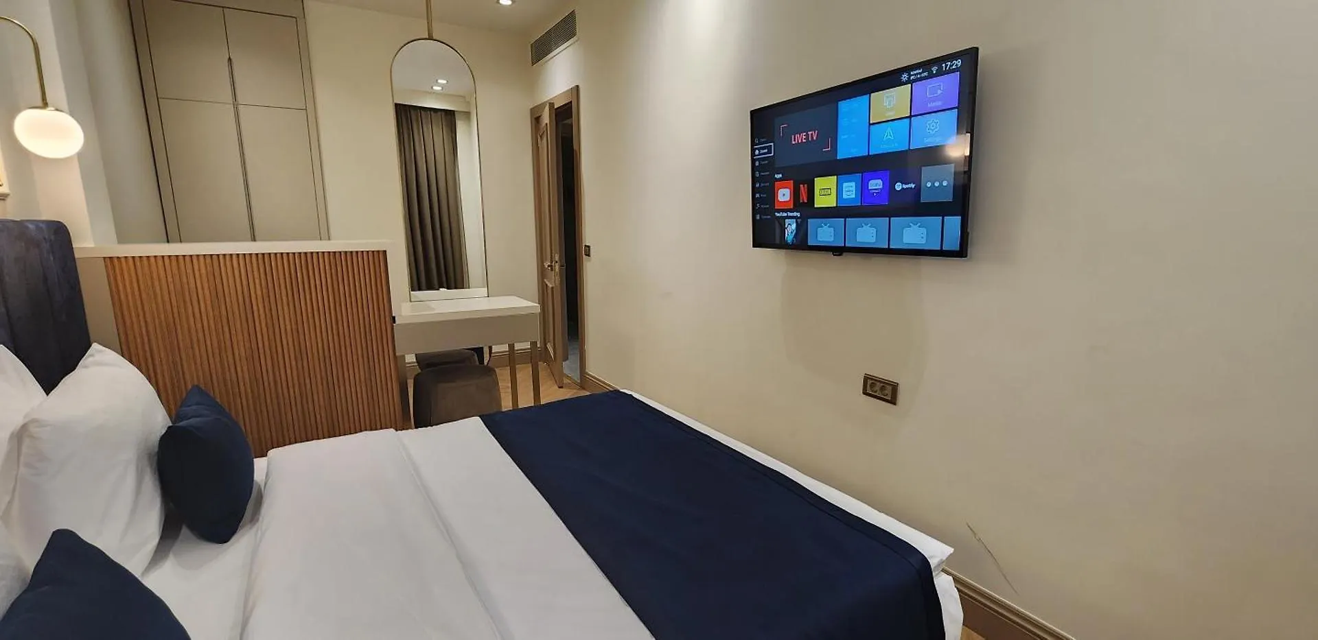 Taksim Bosphorus Hotel اسطنبول 3*,  تركيا