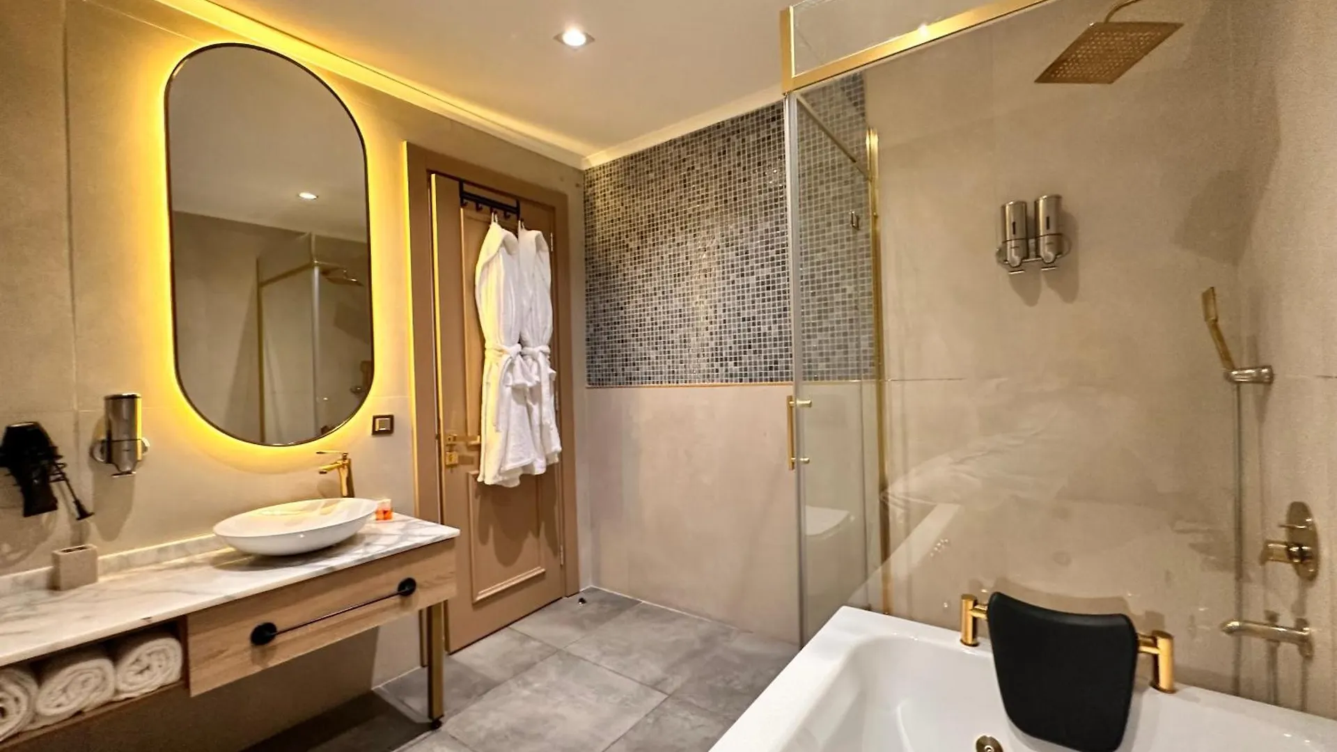 Taksim Bosphorus Hotel Istanbul