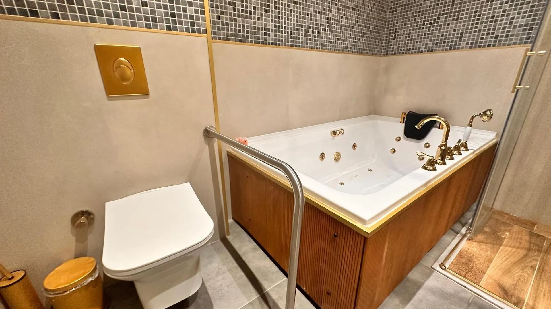 Taksim Bosphorus Hotel Istanbul 3*,