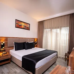 4* Hotel Mari
